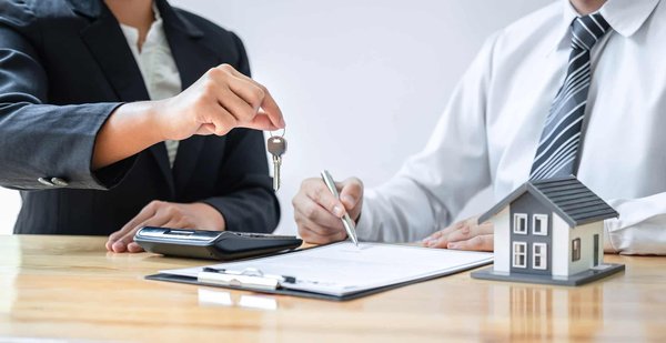 Devenir marchand de biens : des formations adaptées à tous les niveaux